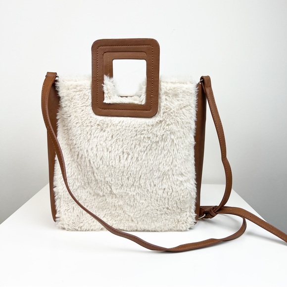 FFC New York Anabel Large Handbag - Natural Shearling - 100% Vegan With Strap - Picture 2 of 6